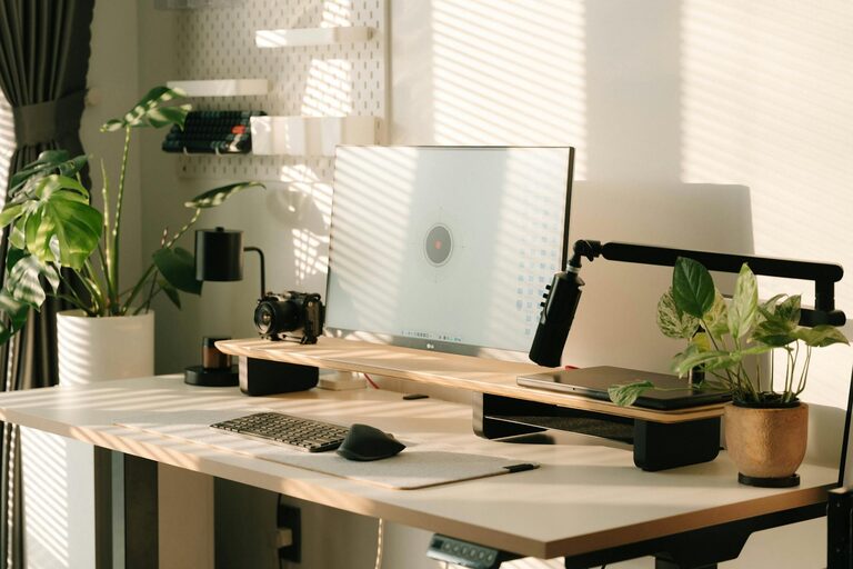 How to Create a Sustainable and Productive Home Workspace
